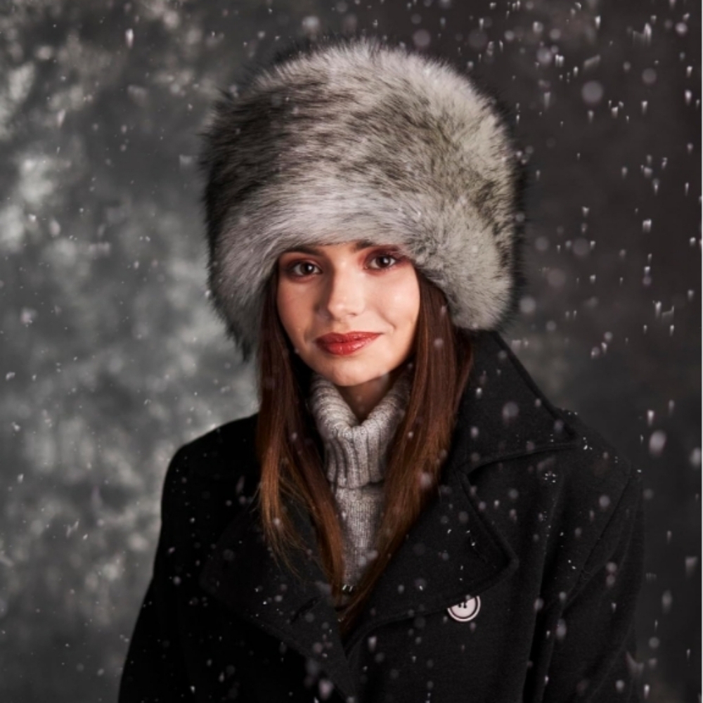 Futrzane Classic Cossack Polish/Russian Grey white Faux Fur Hat Made in Europe - Picture 2 of 3